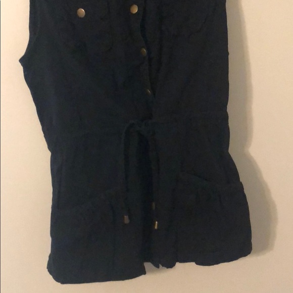 Cargo Vest - Picture 3 of 3